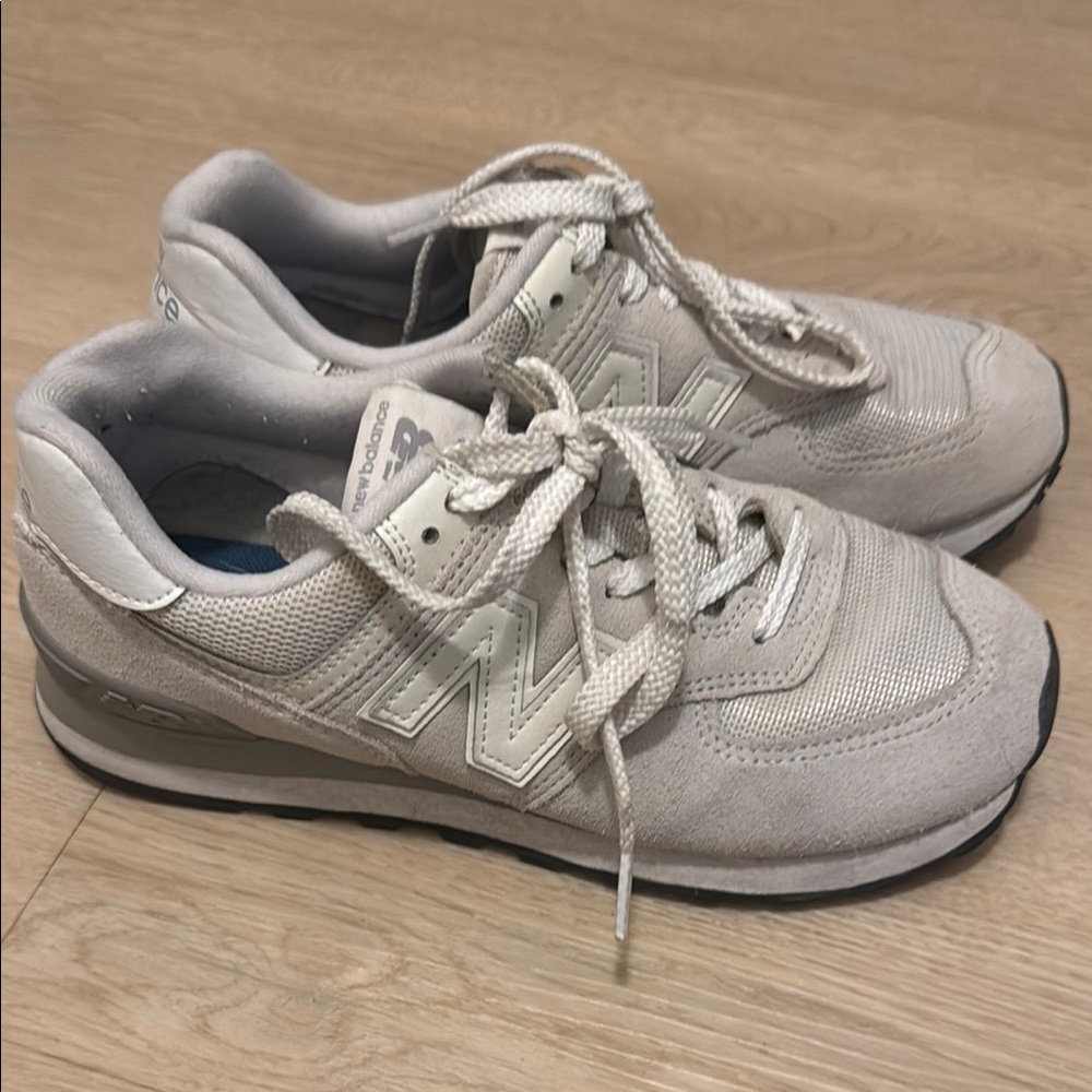 Almost like new, gray New Balance 574 size 7.5